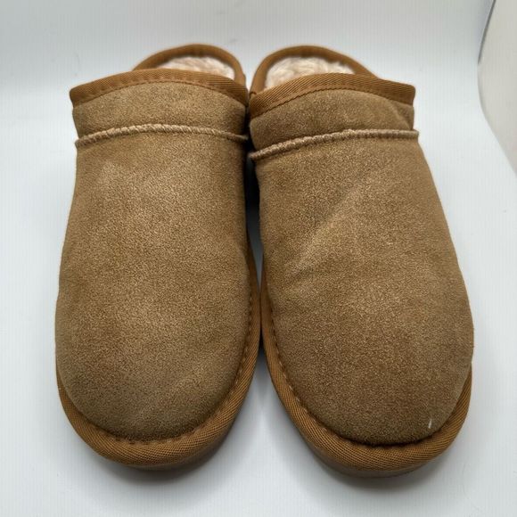 CUSHIONAIRE Women's Faux Shearling Genuine Suede cozy mule slippers +Memory Foam - Picture 2 of 7
